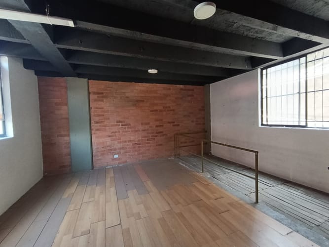 Local en arriendo en El Chagualo, Medellín, 57 m² · foto 9 de 12