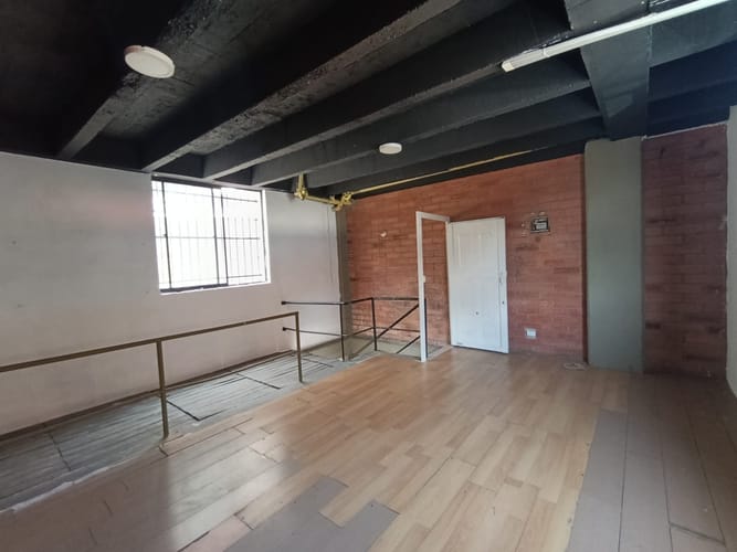 Local en arriendo en El Chagualo, Medellín, 57 m² · foto 12 de 12