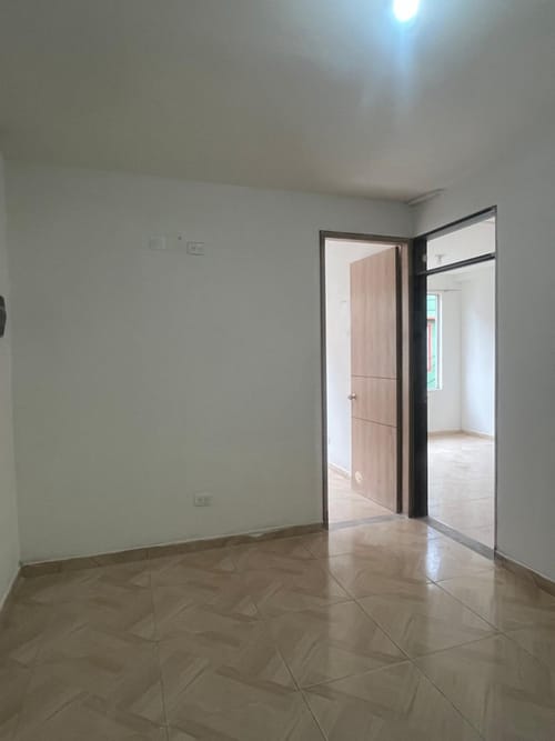 Apartamento de 2 alcobas en arriendo en Puerta Del Sol, Bogotá, 56 m² · foto 2 de 13