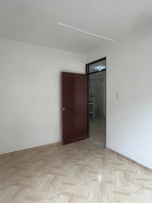 Apartamento de 2 alcobas en arriendo en Puerta Del Sol, Bogotá, 56 m² · foto 8 de 13