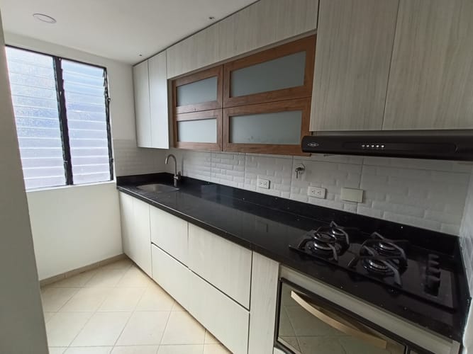 Apartamento de 3 alcobas en arriendo en Boston, Medellín, 58 m² · foto 6 de 17