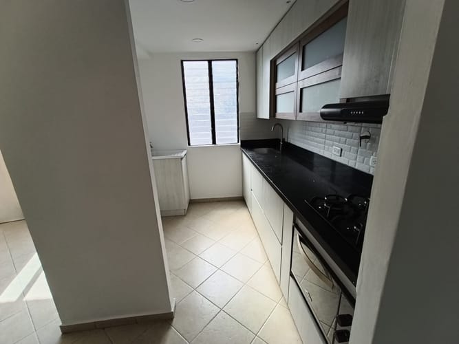 Apartamento de 3 alcobas en arriendo en Boston, Medellín, 58 m² · foto 7 de 17
