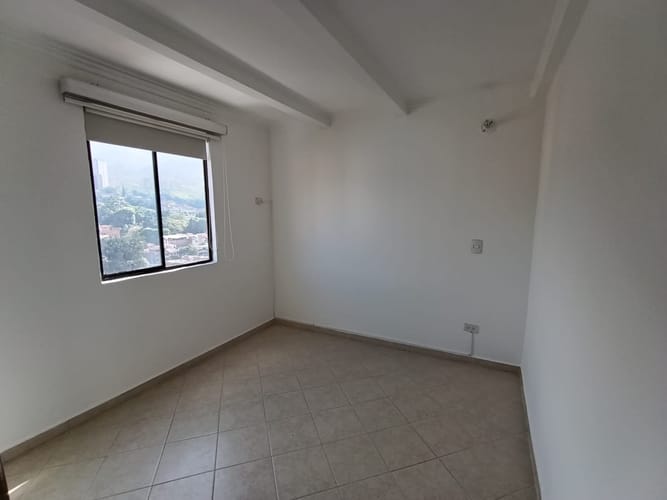 Apartamento de 3 alcobas en arriendo en Boston, Medellín, 58 m² · foto 15 de 17