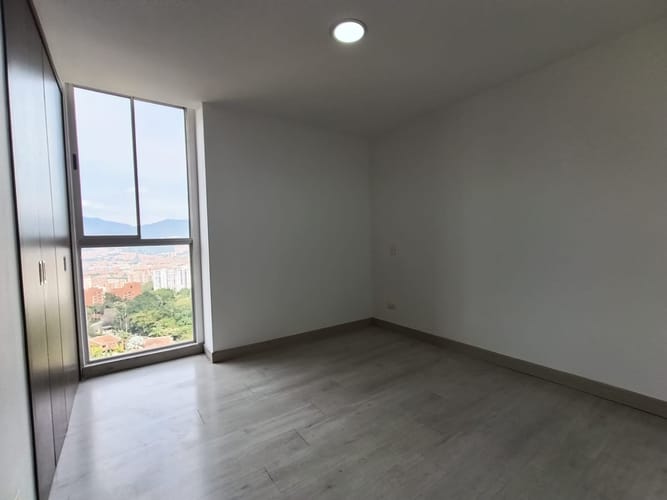 Apartamento de 2 alcobas en arriendo en Zuñiga, Envigado, 86 m² · foto 17 de 20