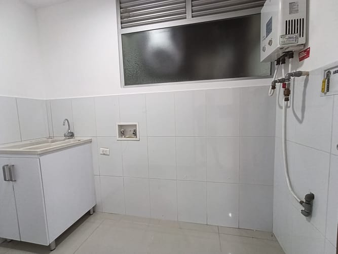 Apartamento de 2 alcobas en arriendo en Zuñiga, Envigado, 86 m² · foto 19 de 20