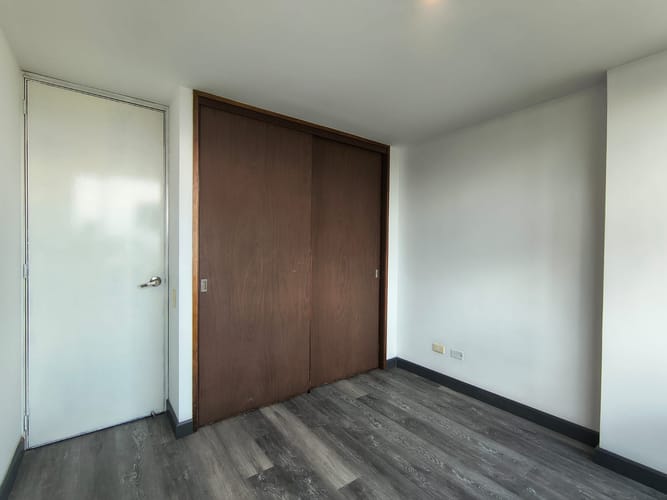 Apartamento de 3 alcobas en arriendo en Urbanización Las Cumbres, Medellín, 81 m² · foto 9 de 13