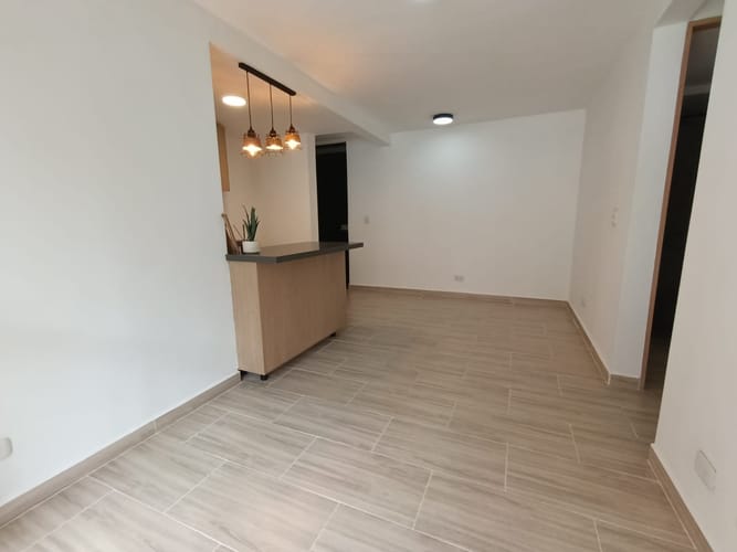 Apartamento de 2 alcobas en arriendo en El Porvenir, Rionegro, 53 m² · foto 3 de 9