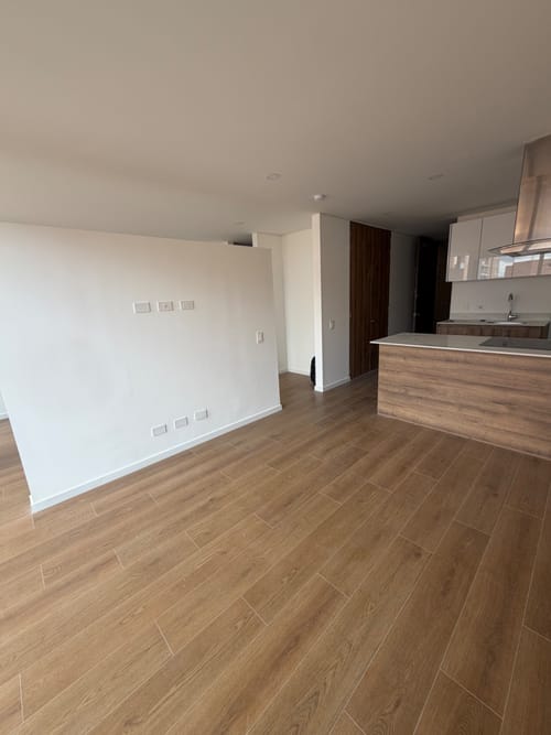 Apartamento de 1 alcoba en arriendo en Cedritos, Bogotá, 58 m² · foto 2 de 20