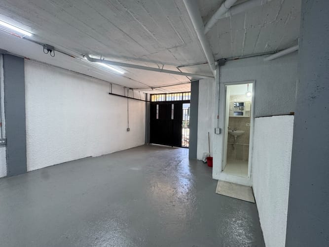Bodega en arriendo en Suramérica, Itagüí, 135 m² · foto 9 de 14