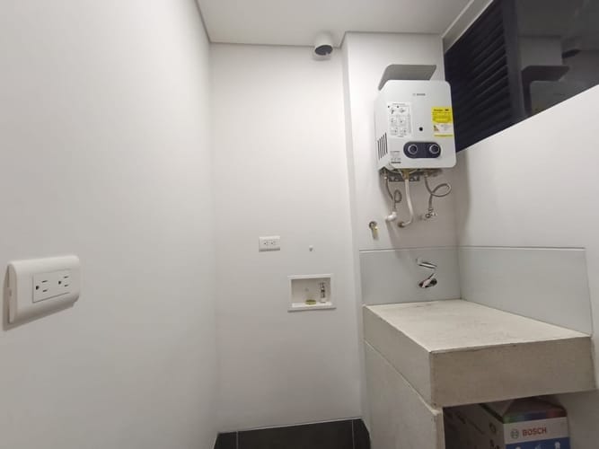 Apartamento de 2 alcobas en arriendo en El Poblado, Medellín, 87 m² · foto 14 de 14