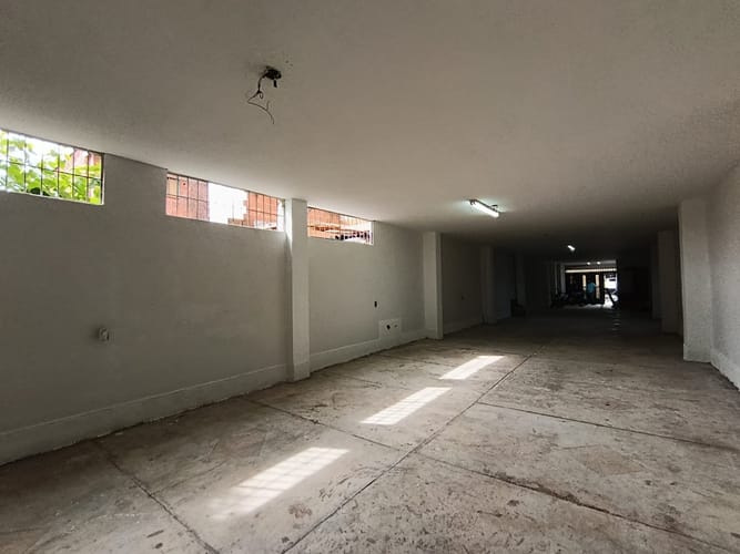 Bodega en arriendo en Manrique Central, Medellín, 200 m² · foto 3 de 13