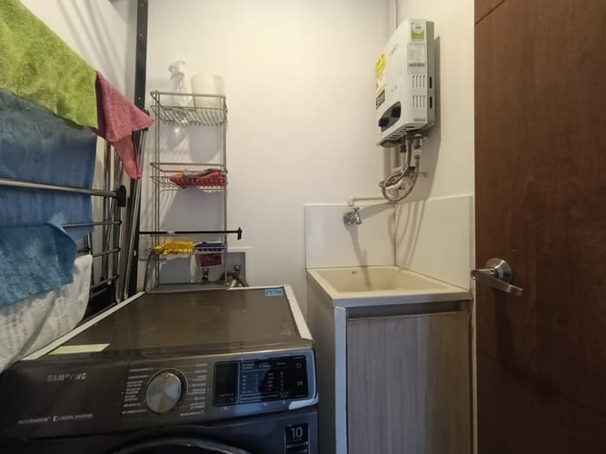 Apartamento de 2 alcobas en arriendo en El Poblado, Medellín, 120 m² · foto 7 de 15