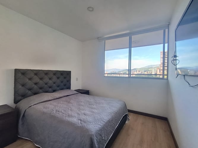 Apartamento de 2 alcobas en arriendo en El Poblado, Medellín, 120 m² · foto 10 de 15