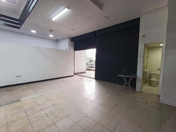 Local en arriendo en El Poblado, Medellín, 52 m² · foto 3 de 15