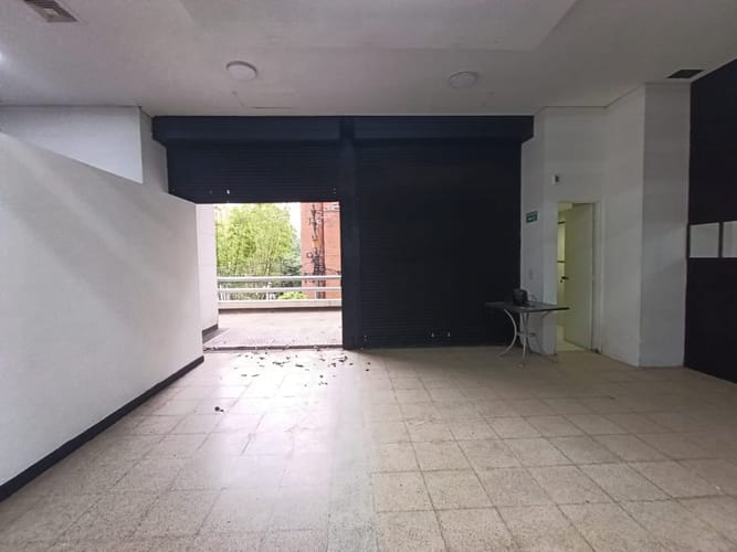 Local en arriendo en El Poblado, Medellín, 52 m² · foto 4 de 15