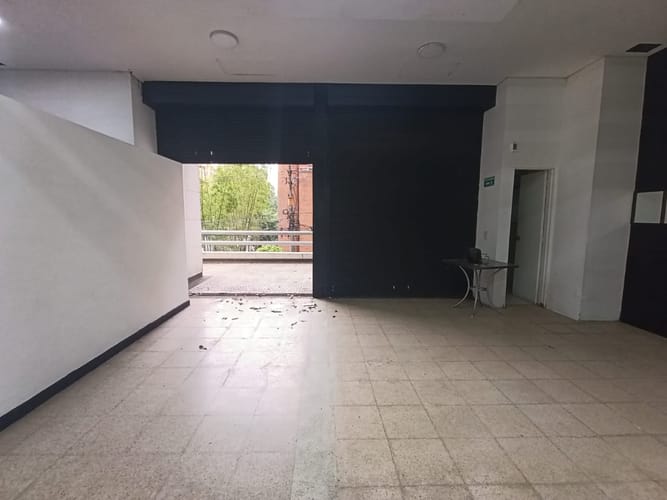 Local en arriendo en El Poblado, Medellín, 52 m² · foto 11 de 15