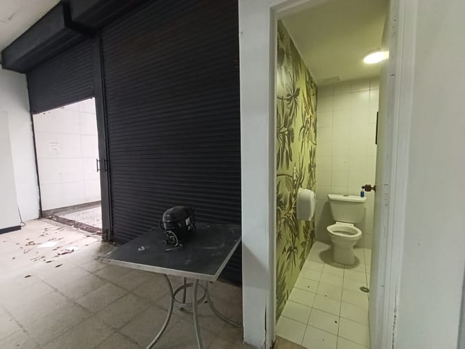 Local en arriendo en El Poblado, Medellín, 52 m² · foto 13 de 15