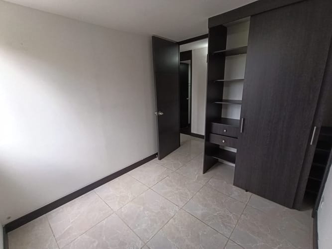 Apartamento de 3 alcobas en arriendo en Calasanz Parte Alta, Medellín, 63 m² · foto 13 de 17
