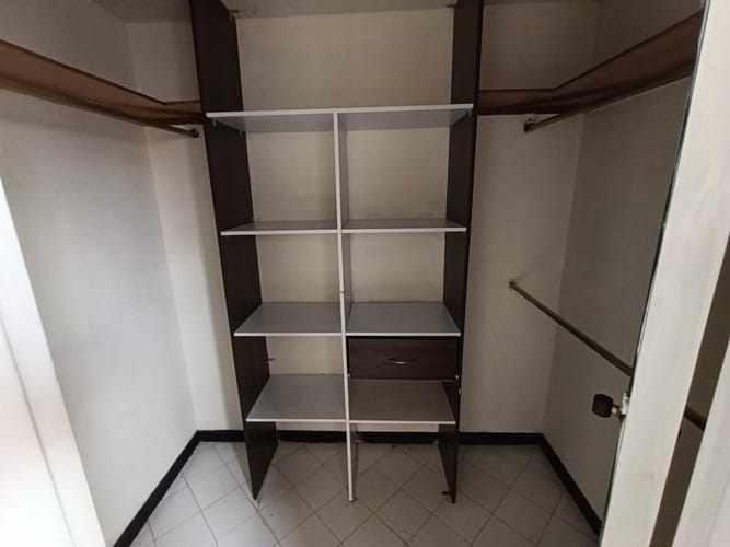 Apartamento de 3 alcobas en arriendo en Carlos E. Restrepo, Medellín, 94 m² · foto 13 de 15