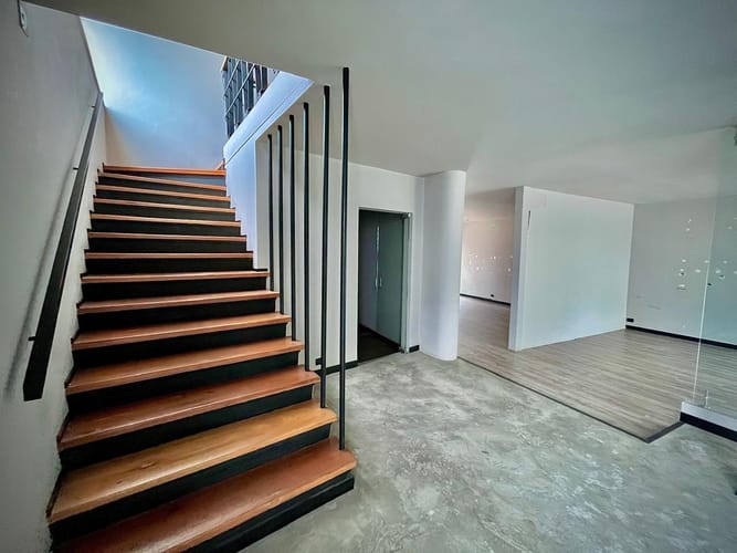Casa de 7 alcobas en venta en La Esmeralda, Bogotá, 300 m² · foto 12 de 24
