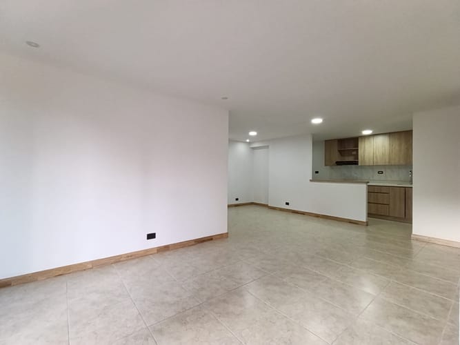 Apartamento de 3 alcobas en arriendo en El Poblado, Medellín, 107 m² · foto 3 de 20