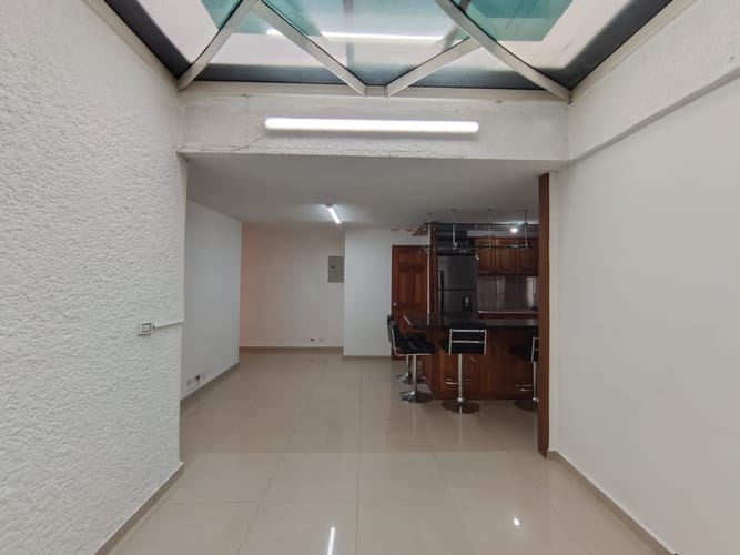 Apartamento de 3 alcobas en arriendo en Laureles, Medellín, 80 m² · foto 5 de 17