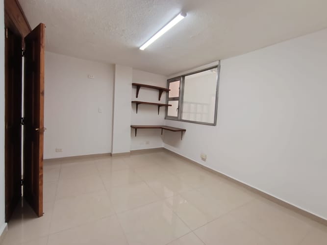 Apartamento de 3 alcobas en arriendo en Laureles, Medellín, 80 m² · foto 8 de 17