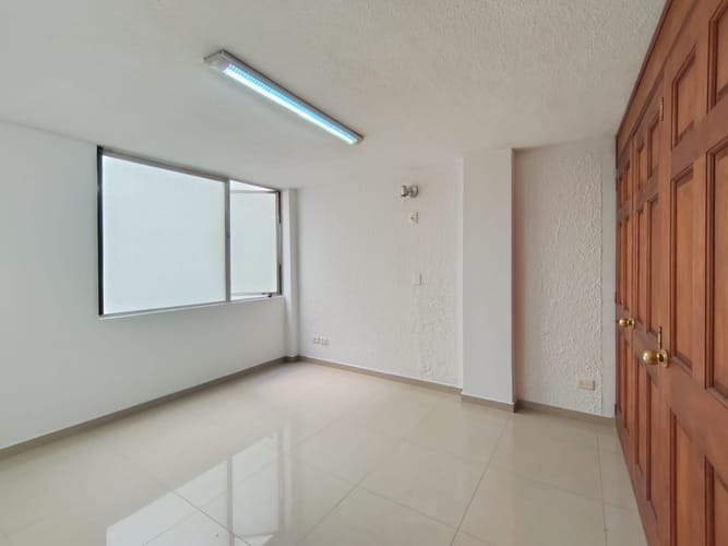 Apartamento de 3 alcobas en arriendo en Laureles, Medellín, 80 m² · foto 11 de 17