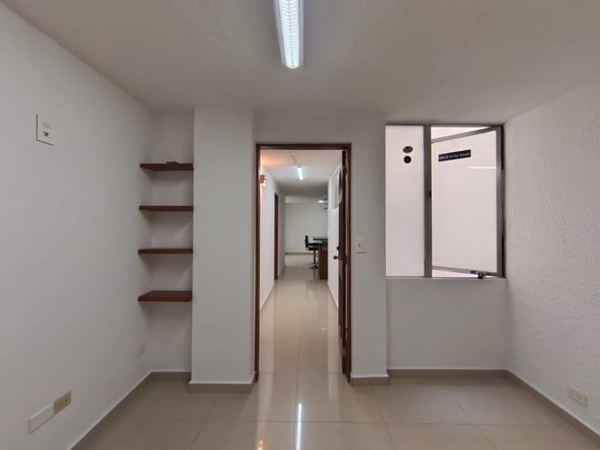 Apartamento de 3 alcobas en arriendo en Laureles, Medellín, 80 m² · foto 15 de 17