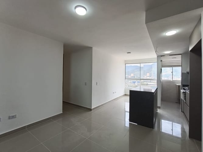 Apartamento de 3 alcobas en arriendo en Mayorca, Sabaneta, 64 m² · foto 3 de 18