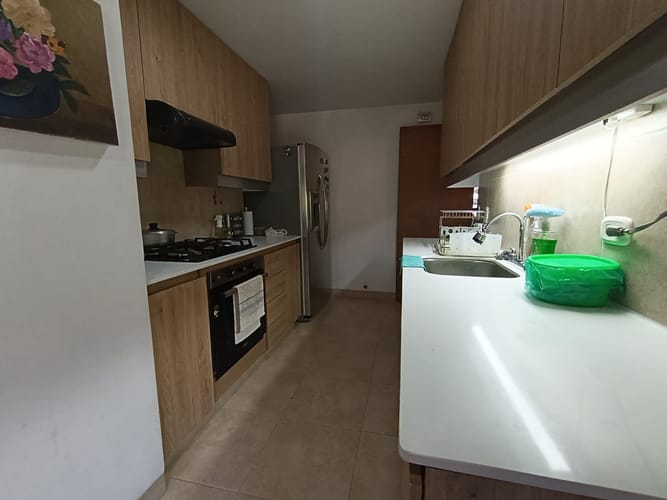 Apartamento de 3 alcobas en arriendo en El Tesoro, Medellín, 165 m² · foto 6 de 19
