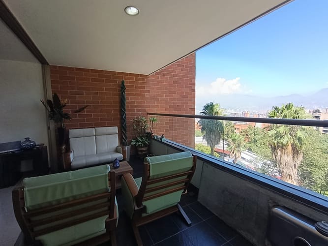 Apartamento de 3 alcobas en arriendo en El Tesoro, Medellín, 165 m² · foto 19 de 19
