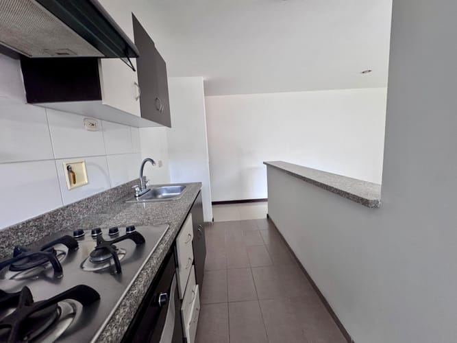 Apartamento de 3 alcobas en arriendo en Señorial, Envigado, 65 m² · foto 5 de 16