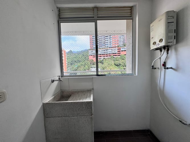 Apartamento de 3 alcobas en arriendo en Señorial, Envigado, 65 m² · foto 6 de 16