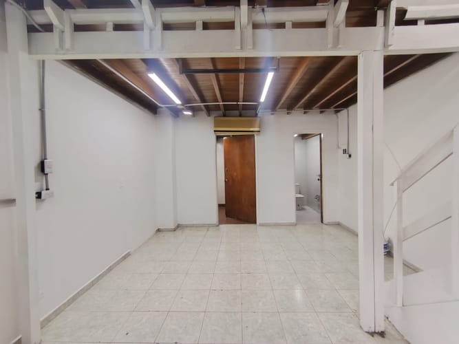 Local en arriendo en Laureles, Medellín, 65 m² · foto 2 de 8