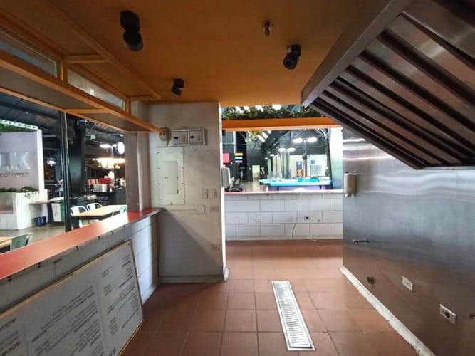 Local en arriendo en Laureles, Medellín, 24 m² · foto 6 de 10