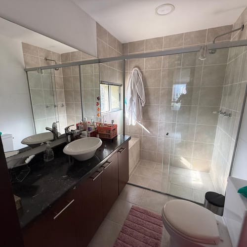 Apartamento de 2 alcobas en arriendo en El Poblado, Medellín, 99 m² · foto 8 de 18