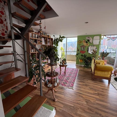 Apartamento de 2 alcobas en arriendo en El Poblado, Medellín, 99 m² · foto 10 de 18