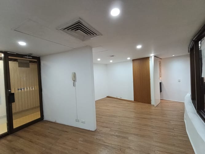 Oficina en arriendo en El Poblado, Medellín, 39 m² · foto 4 de 13