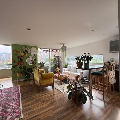 Apartamento de 2 alcobas en arriendo en El Poblado, Medellín, 99 m² · foto 11 de 18