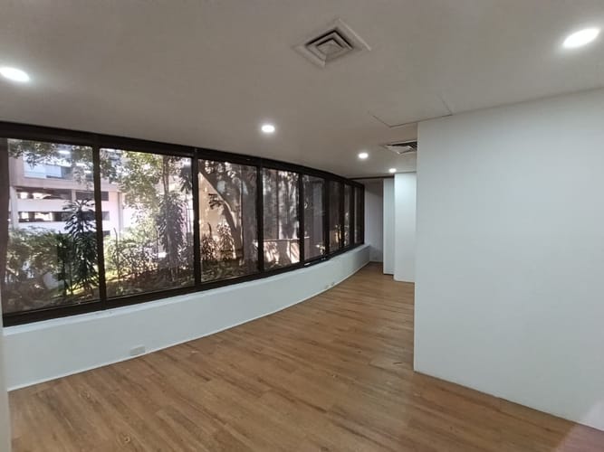 Oficina en arriendo en El Poblado, Medellín, 39 m² · foto 9 de 13