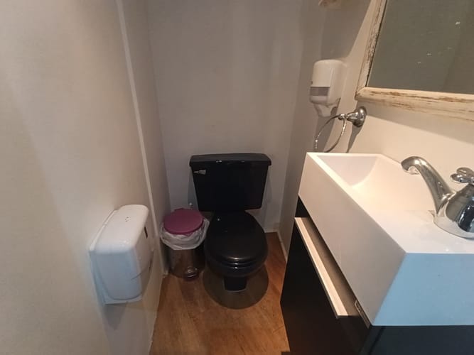 Oficina en arriendo en El Poblado, Medellín, 39 m² · foto 12 de 13