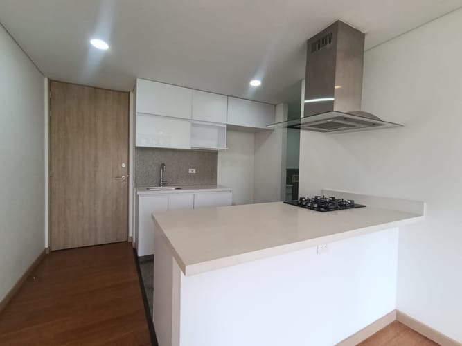 Apartamento de 2 alcobas en arriendo en El Diamante No. 2, Medellín, 68 m² · foto 2 de 12