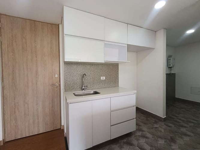 Apartamento de 2 alcobas en arriendo en El Diamante No. 2, Medellín, 68 m² · foto 4 de 12