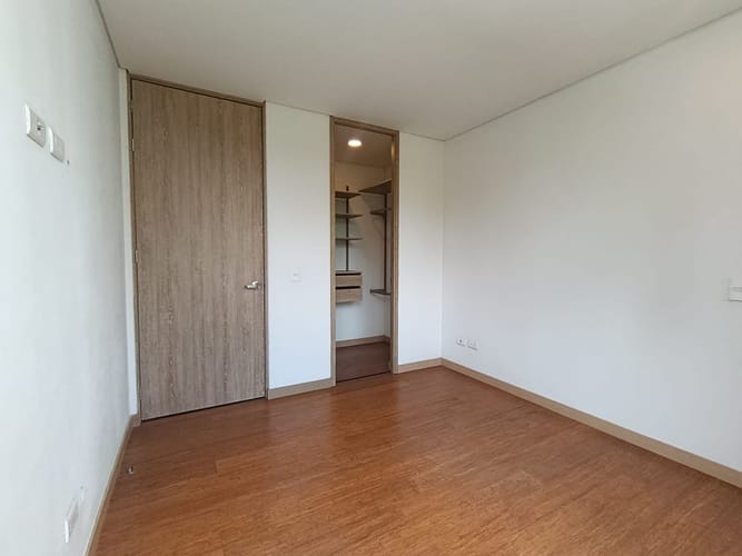 Apartamento de 2 alcobas en arriendo en El Diamante No. 2, Medellín, 68 m² · foto 10 de 12