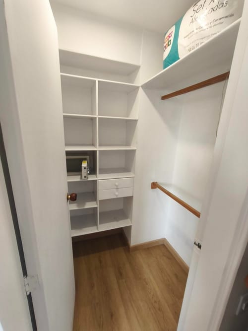 Apartamento de 2 alcobas en venta en La Linde, Medellín, 69 m² · foto 7 de 13