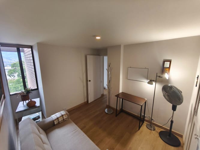 Apartamento de 2 alcobas en venta en La Linde, Medellín, 69 m² · foto 13 de 13