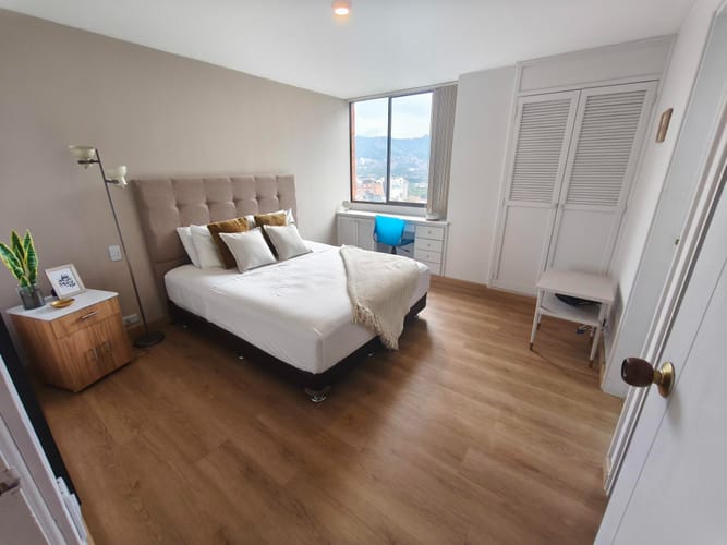 Apartamento de 2 alcobas en venta en La Linde, Medellín, 69 m² · foto 6 de 13