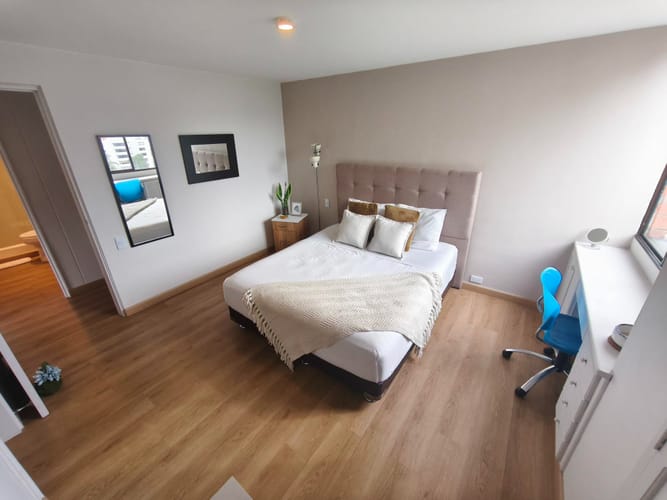 Apartamento de 2 alcobas en venta en La Linde, Medellín, 69 m² · foto 5 de 13