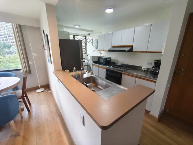 Apartamento de 2 alcobas en venta en La Linde, Medellín, 69 m² · foto 2 de 13
